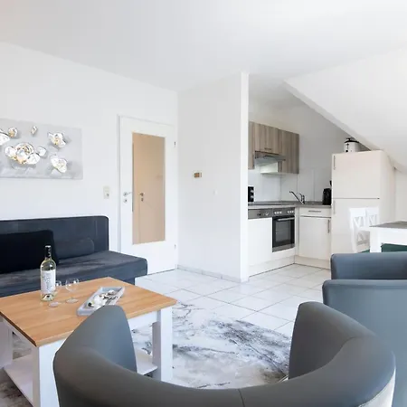 Alte Bergstrasse 6 Dorschduene *