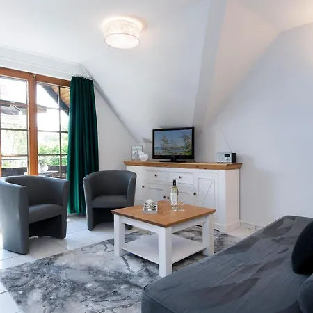 Alte Bergstrasse 6 Dorschduene * شاربوتس