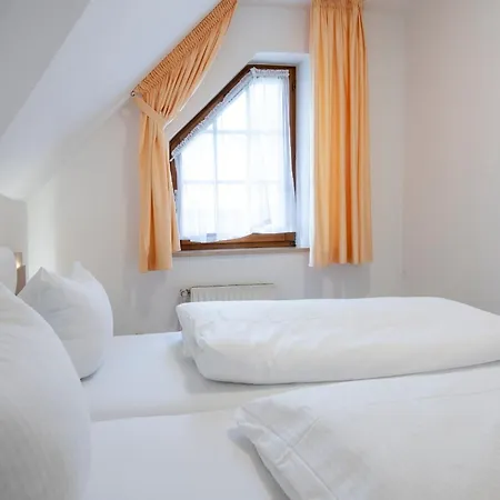 Alte Bergstrasse 6 Dorschduene *